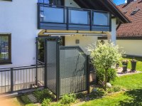 Alu-Liba-Glasbalkon mit Sichtschutz und Kellergeländer